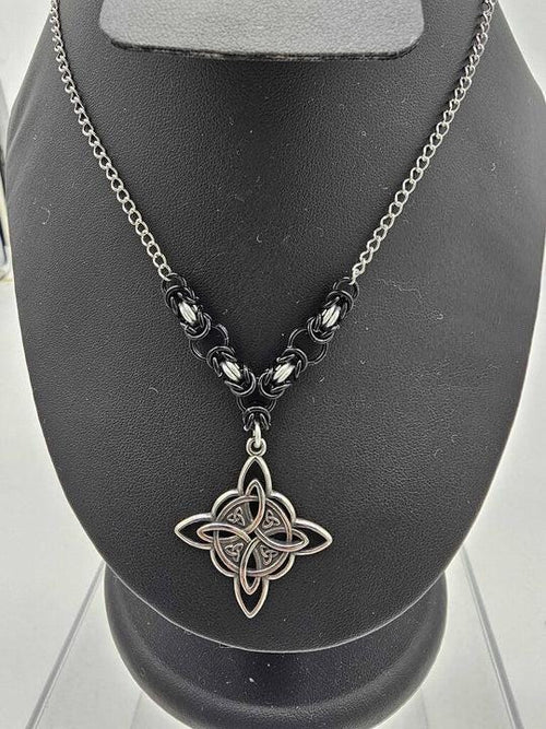 Celtic Knot Byzantine Chainmail Choker | Witchy Handmade Necklace – Custom Colors - Gray Cat Manor Designs