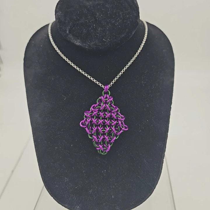 Chainmail Jelly Cube Fidget Necklace or Keychain | Handmade Sensory Pendant – Custom Colors