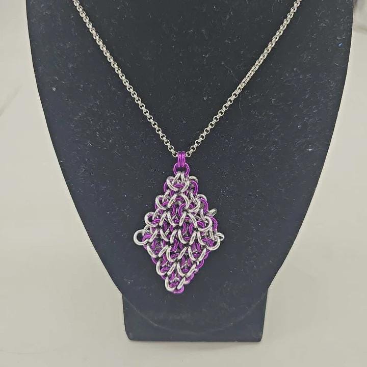 Chainmail Jelly Cube Fidget Necklace or Keychain | Handmade Sensory Pendant – Custom Colors