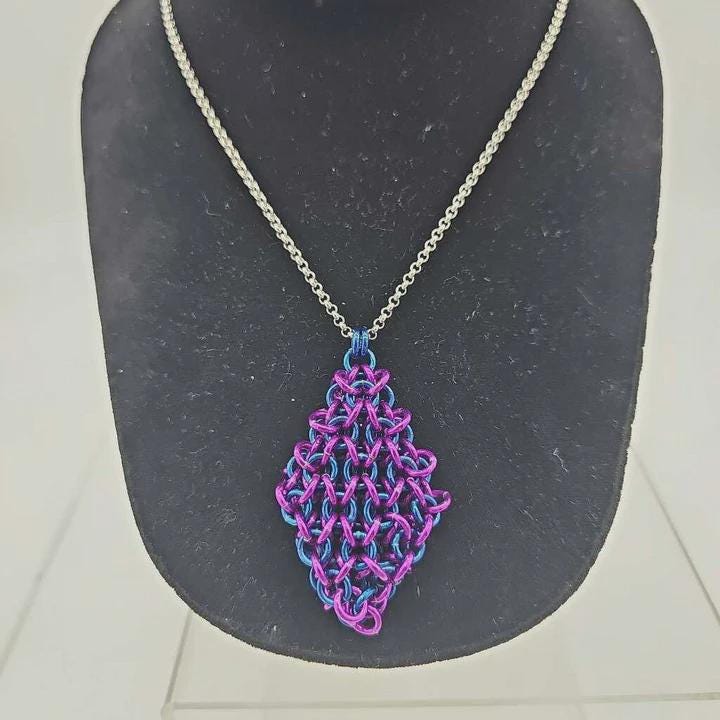Chainmail Jelly Cube Fidget Necklace or Keychain | Handmade Sensory Pendant – Custom Colors